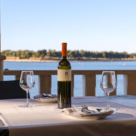 City Center Coastal Escape - Apartments With Sea View Or Cozy Room Novigrad Istria Eksteriør bilde