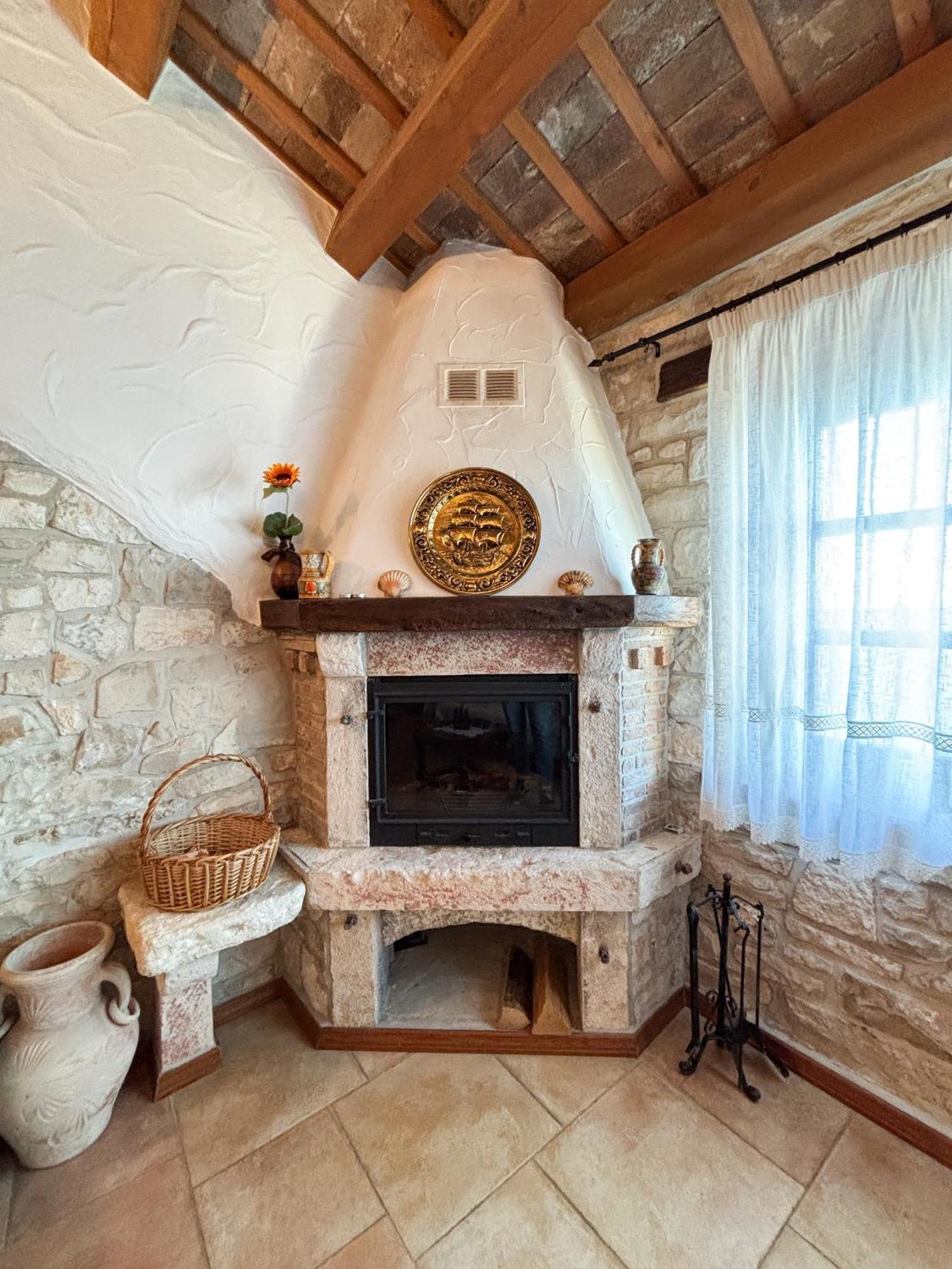 City Center Coastal Escape - Apartments With Sea View Or Cozy Room Novigrad Istria Eksteriør bilde