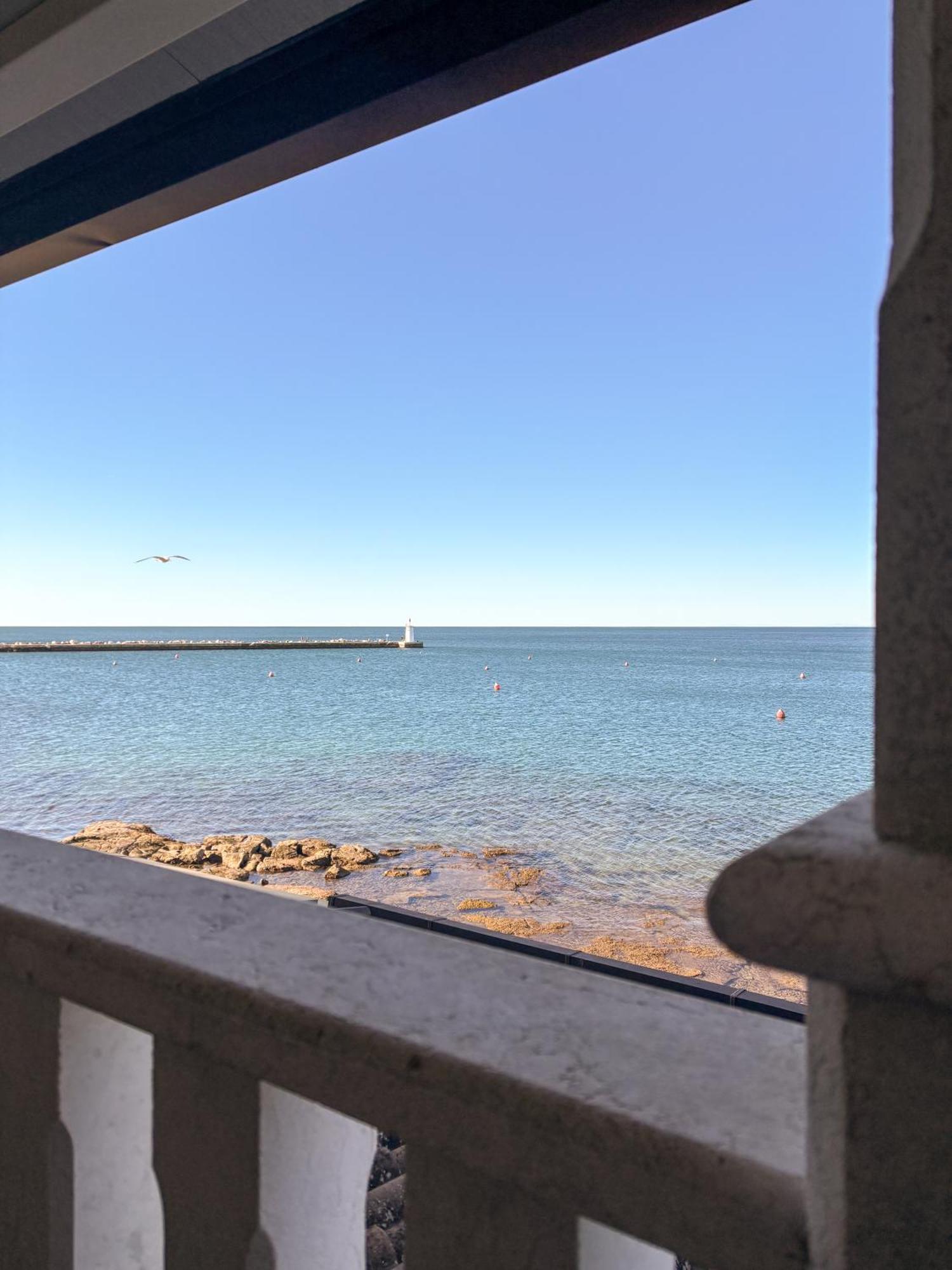 City Center Coastal Escape - Apartments With Sea View Or Cozy Room Novigrad Istria Eksteriør bilde