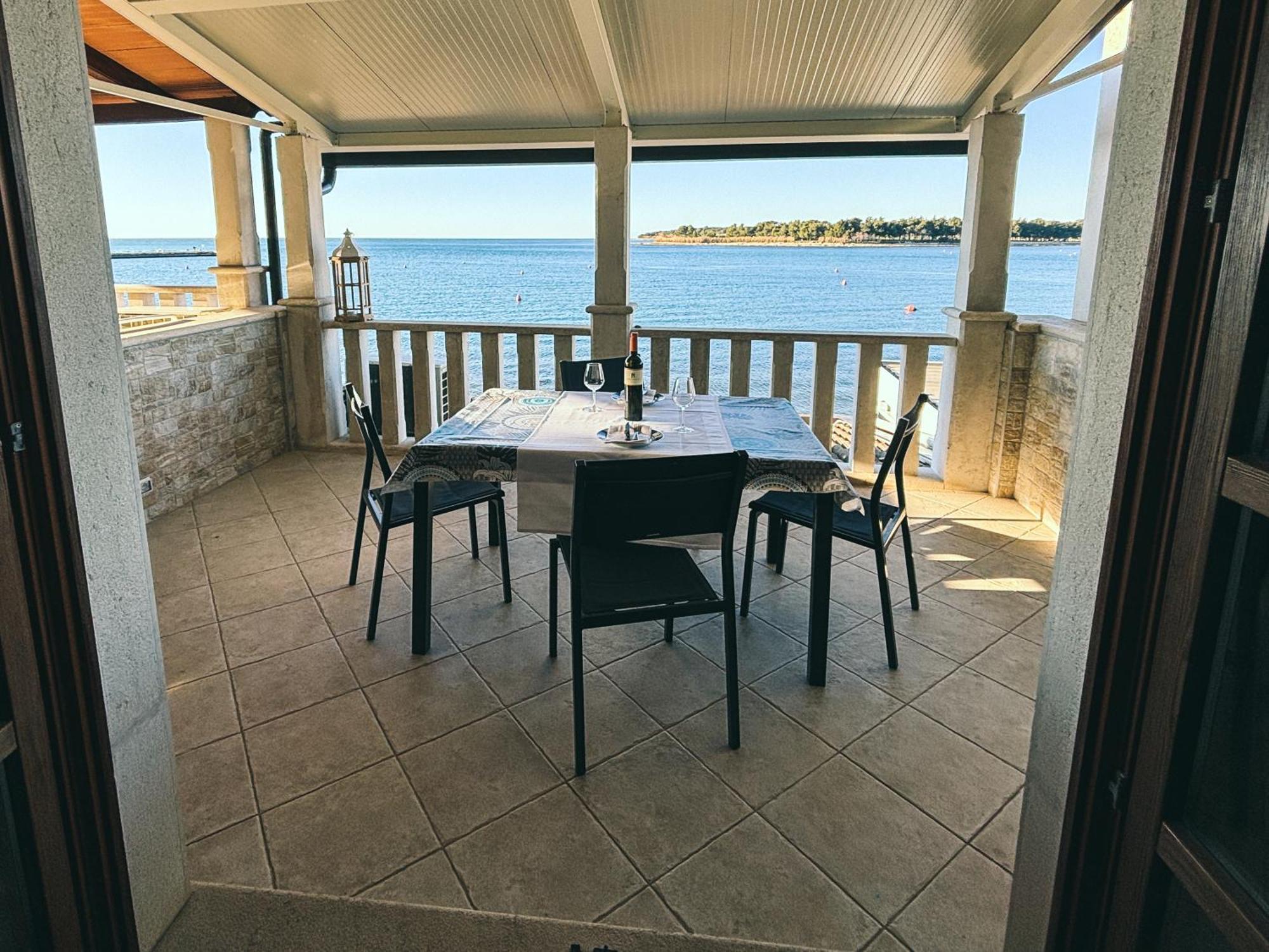 City Center Coastal Escape - Apartments With Sea View Or Cozy Room Novigrad Istria Eksteriør bilde