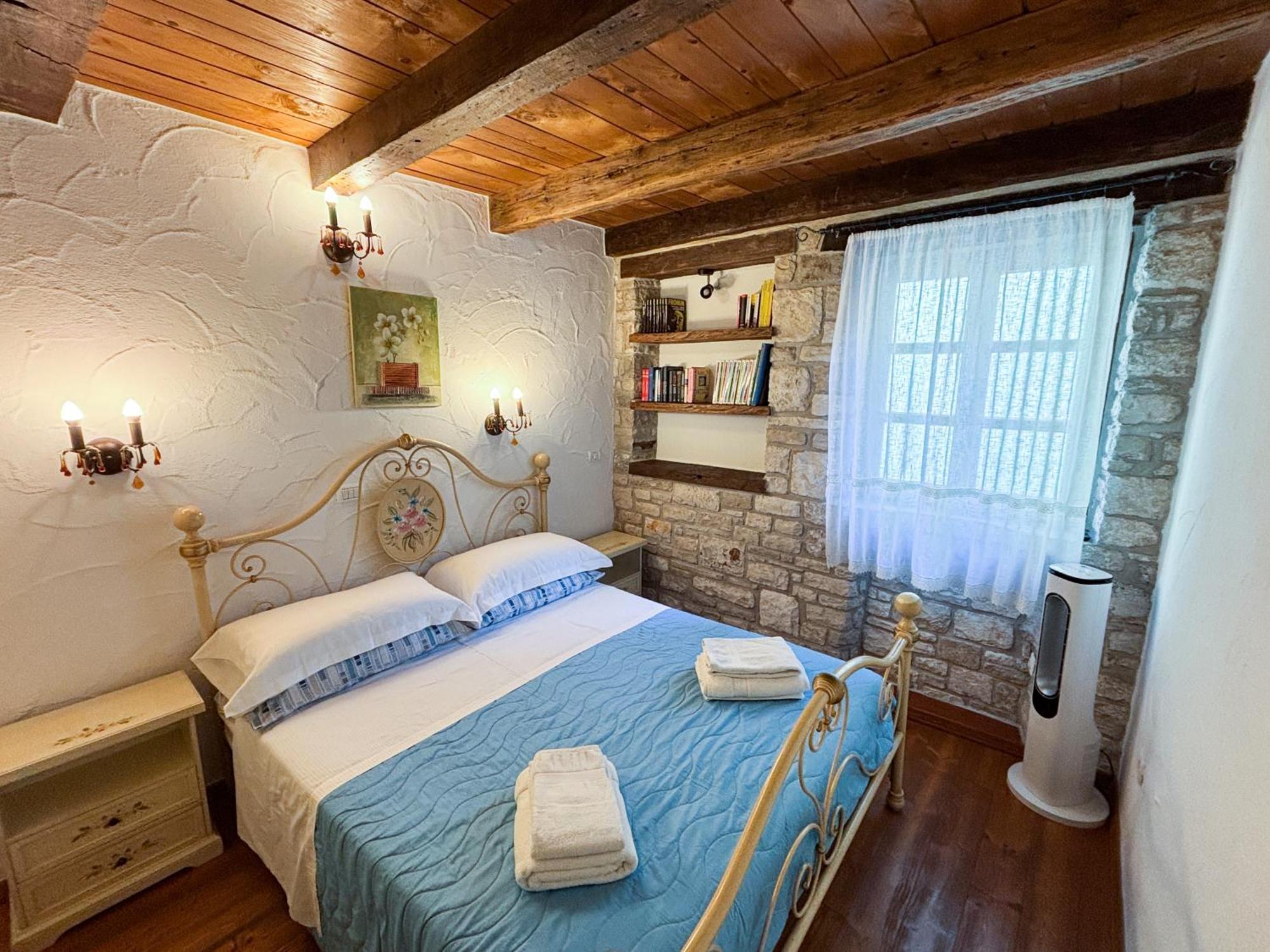 City Center Coastal Escape - Apartments With Sea View Or Cozy Room Novigrad Istria Eksteriør bilde