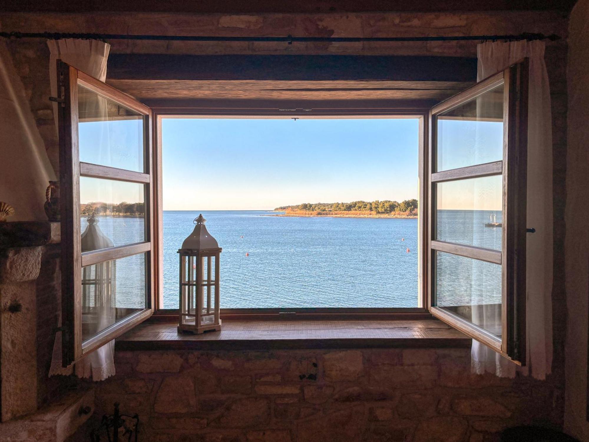 City Center Coastal Escape - Apartments With Sea View Or Cozy Room Novigrad Istria Eksteriør bilde