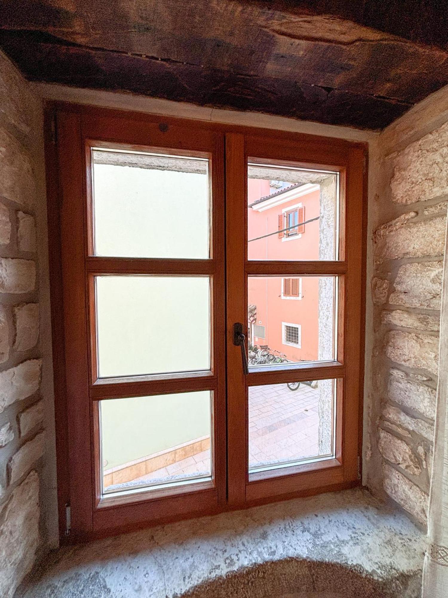 City Center Coastal Escape - Apartments With Sea View Or Cozy Room Novigrad Istria Eksteriør bilde