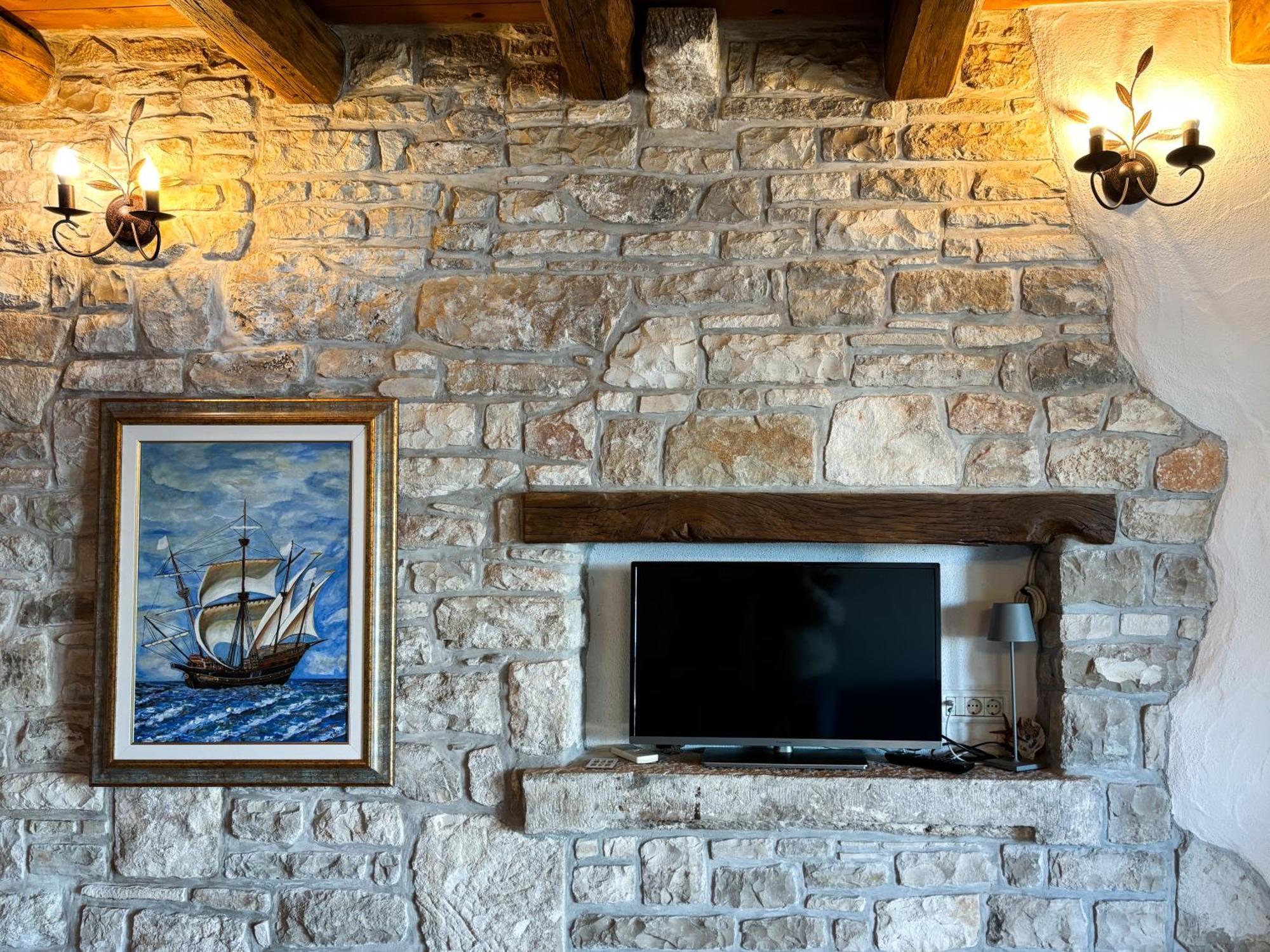 City Center Coastal Escape - Apartments With Sea View Or Cozy Room Novigrad Istria Eksteriør bilde
